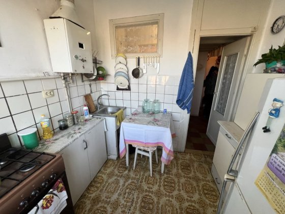 Продам 4-х кімнатну квартиру Мукачево