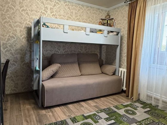 Продаж 1-но кімнатна район 15 школи Нежин