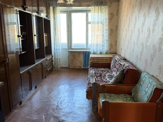 Продаж 2-х кімнатна на Амосова район міської лікарні Нежин