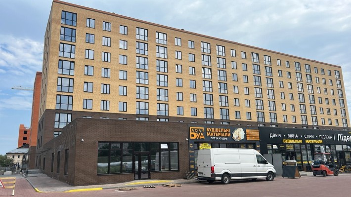 Продається простора 3-кімнатна квартира у ЖК “Миклуш - фото 1