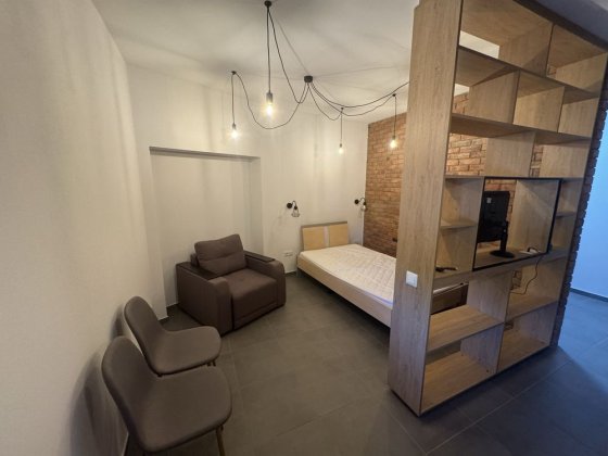 1к Дмитра Донського 1 пов Мукачеве