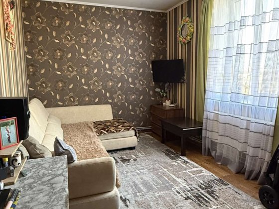 Продаж 3-х кімнатна район ТПО Нежин