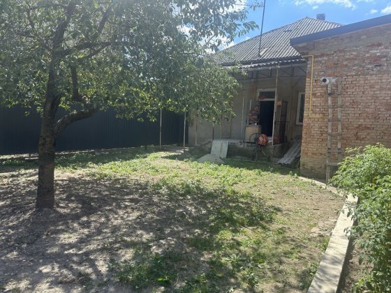 Трикімнатна квартира в часному будинку Мукачево