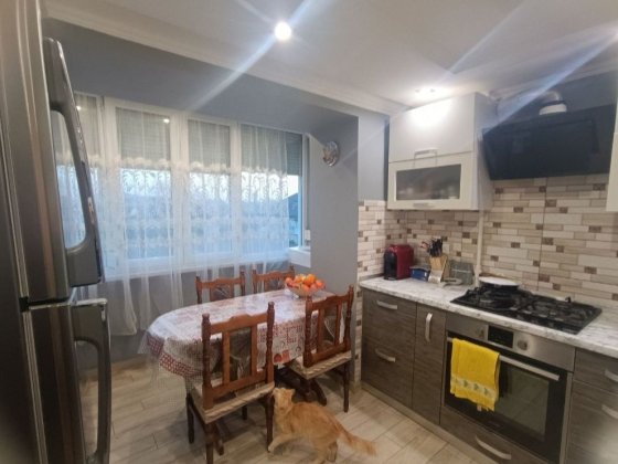 Продаж 4 кімнатной квартири біля парку. Мукачево