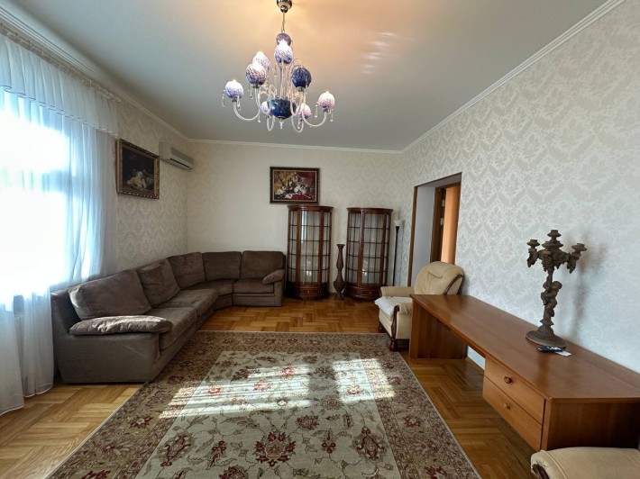 Здам в оренду 3к квартиру пров. Є.Коновальця (Урицького) парк Т.Г. Шевченка - фото 1
