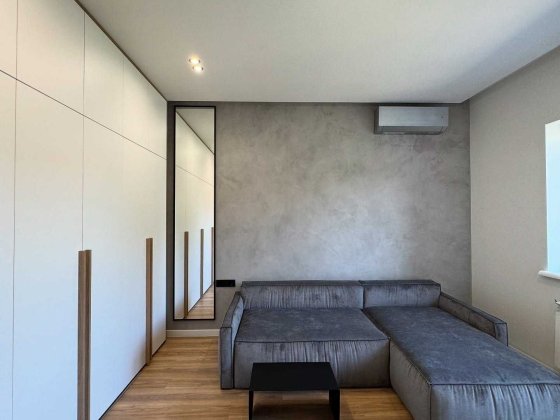 Продається 1-кімнатна квартира в новобудові Мукачеве