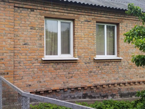 Продам 2-х кімнатну квартиру в одноповерховому будинку Ромны