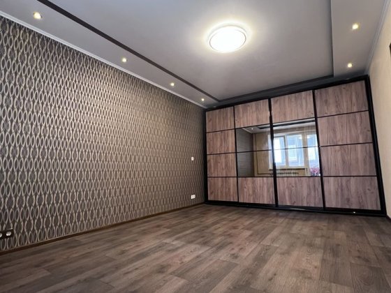 Продам квартиру 2-х комнатную от собственника Песочин