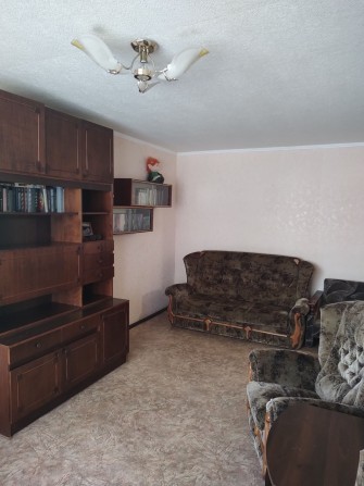 Продам  2 комн. квартиру в центре - фото 1