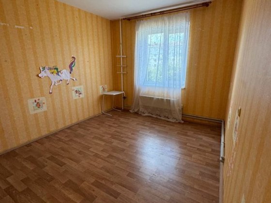 Продається 3-х кімнатна квартира 2 поверх бам Прилуки