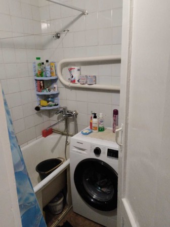 В продаже 1 комнатная квартира на ЖД вокзале. - фото 1