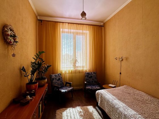 3х кімнатна квартира в р-н залізничного вокзалу Смела