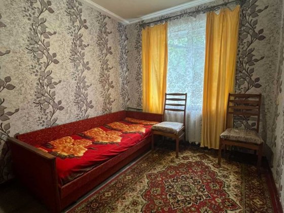 Продается 3-комнатная квартира в Центре в хорошем состоянии Славянск