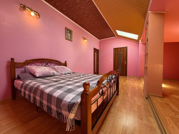 3-кімн. квартира 132м.кв. Будинок 2008р. Вул. О. Басараб.!! - фото 1