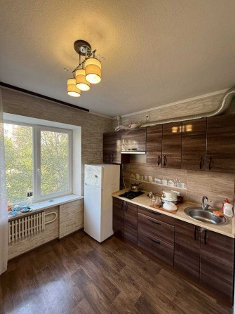 Продается 1 комнатная квартира, р-н Химик - фото 1