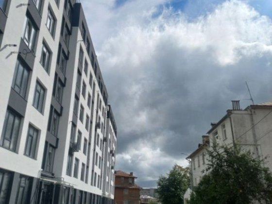 продам 2 кімнатну квартиру в центрі Трускавец