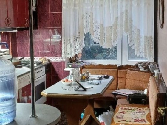 Продається трикімнатна квартира Умань