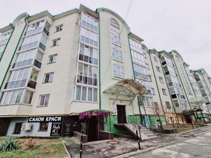 Продається 2-кімнатна квартира у Трускавці - фото 1