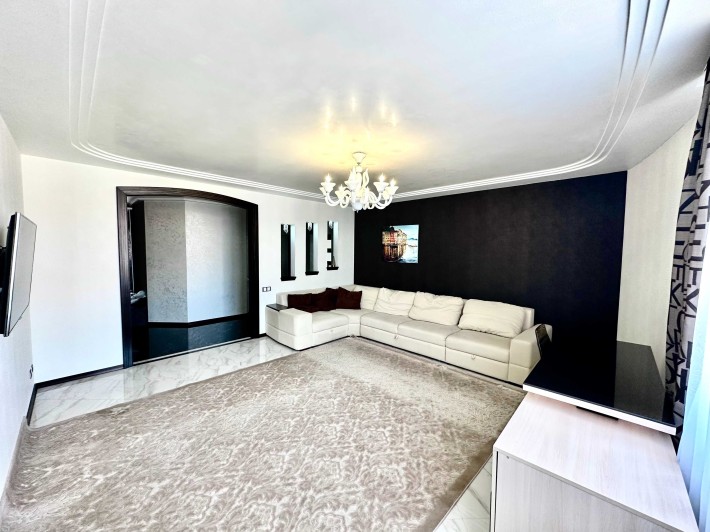 Продаж 3-кімнатної квартири в центрі Трускавця! - фото 1