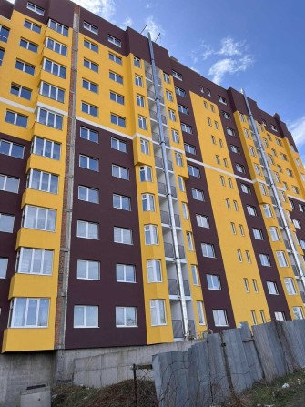 Продаж 2к квартира ЖК Приозерний - фото 1