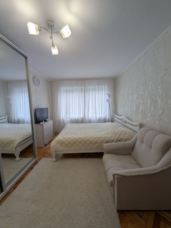 2 кімн з білої цегли, р-н 11-12 школи - фото 1