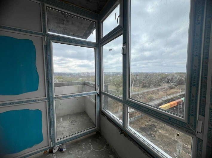 Продаж 1к простора квартира Виставка Переуступка - фото 1