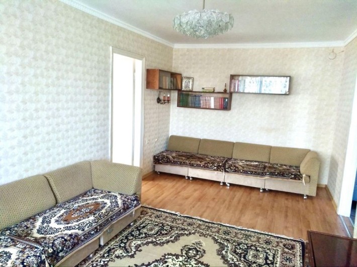 Продаж 2 кімн. квартири біля продуктового ринку - фото 1