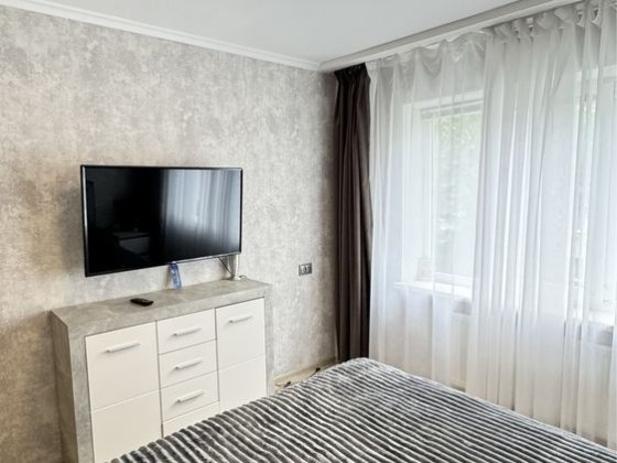 Продам 3 ккв (Авиатор ) 3 этаж Чугуев