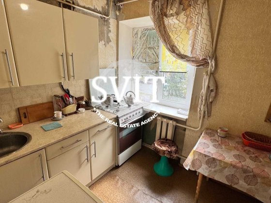 Продам 2 к.кв в центрі міста Чугуев