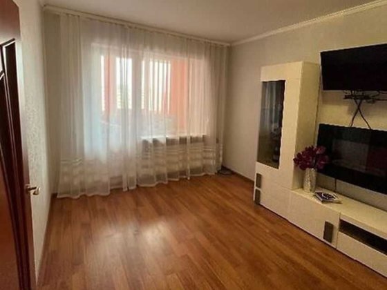 Терміновий продаж дуже хорошої трьохкімнатної Кв Озерна Індив опалення Хмельницький