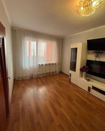 Терміновий продаж дуже хорошої трьохкімнатної Кв Озерна Індив опалення - фото 1