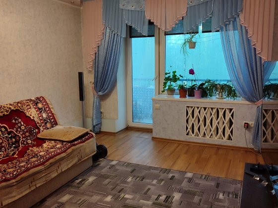 Квартира трикімнатна Никополь