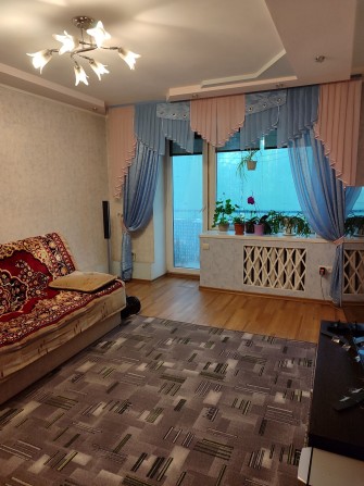 Квартира трикімнатна - фото 1