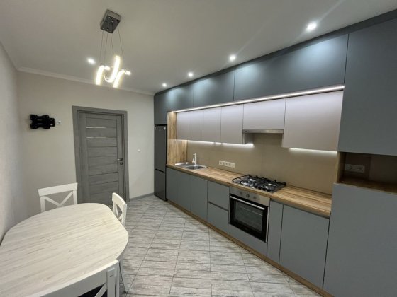 2к Капільний ремонт Все залишається ТОРГ Хмельницький