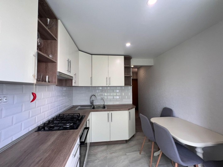 2к. Виставка! Ремонт! Меблі! - фото 1