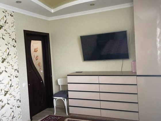 Квартира 3 кімнатну квартиру Зарванцы