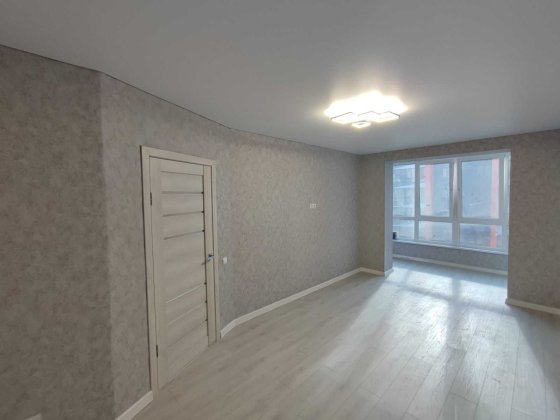 Квартира з сучасним ремонтом в самому центрі,  одно кімнатна,телефонуй Хмельницкий