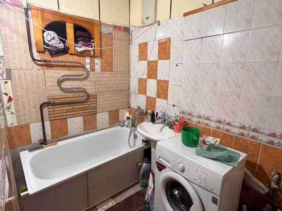 ТОП 2К в хорошому районі, середній поверх, без сплати комісійних Хмельницький