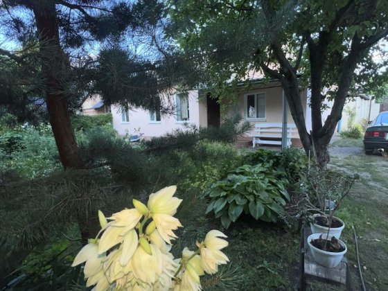 Продам 3 ком. квартиру на земле в Подгородном Підгородне