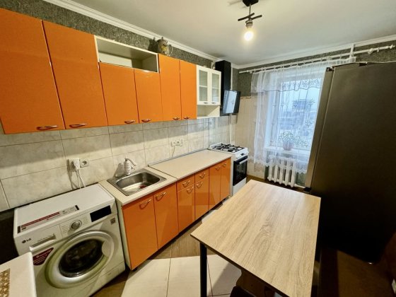 Продам 3-х комнатную квартиру 8 Марта Правды Слобожанский Слобожанское