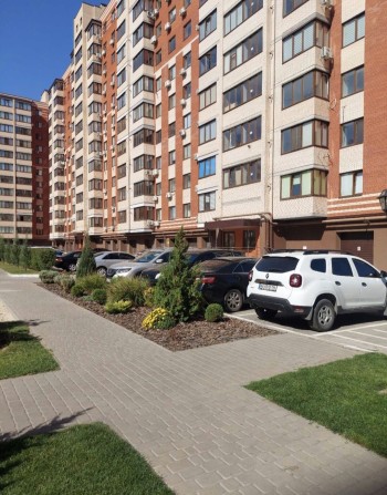 Продам 2х  ком  квартиру Слобожанское  в ЖК  Браме 1 - фото 1