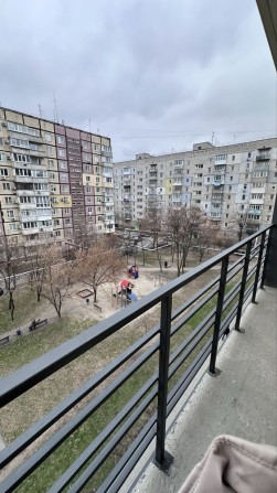 Продам квартиру 46 кв.м Слобожанська Слобода - фото 1