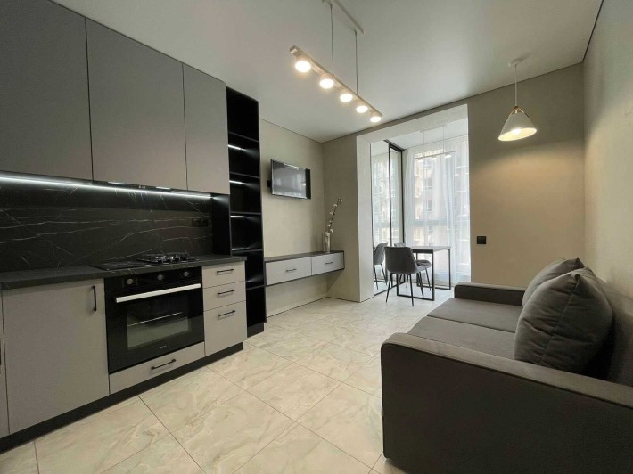 Продам квартиру с ремонтом в ЖК Днепровская Брама-2 - фото 1