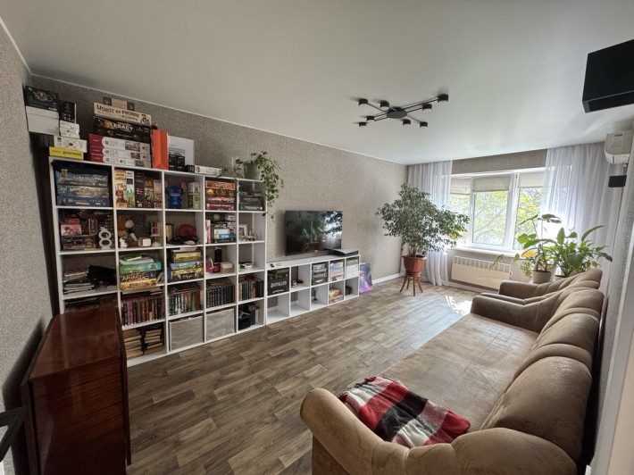 Продається 2-кімнатна квартира в м.Синельникове - фото 1