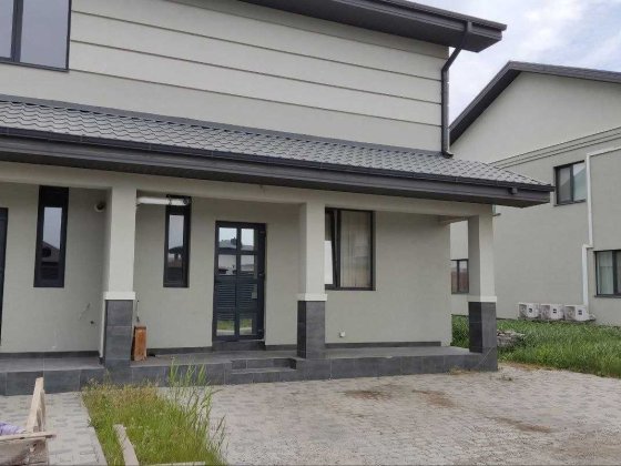 Продам 3-к квартиру в таунхаусе "Золотые ключи" Слобожанське