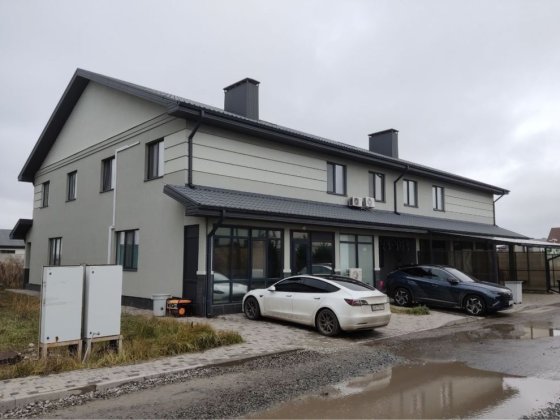 Реальна ! Продам 3к 2 - поверх квартиру в таунхаусі ЖК Золоті Ключі Слобожанське