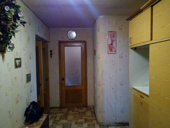 Продам 3-х комнатную квартиру. Синельниково