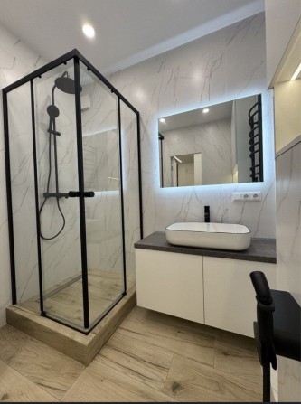 Продам 2х комнатную квартиру с Дизайнерским ремонтом - фото 1