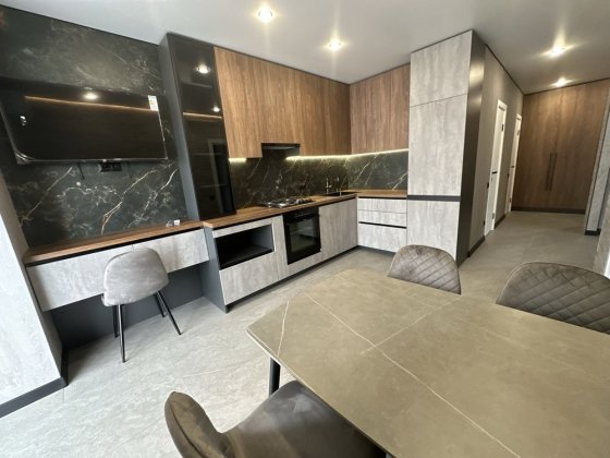 2 кімнатна , 53м.кв. Дніпровська Брама -2 . Продам . Слобожанское