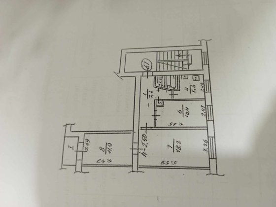Продам)3 комнатную квартиру на 5 этаже Вільногірськ